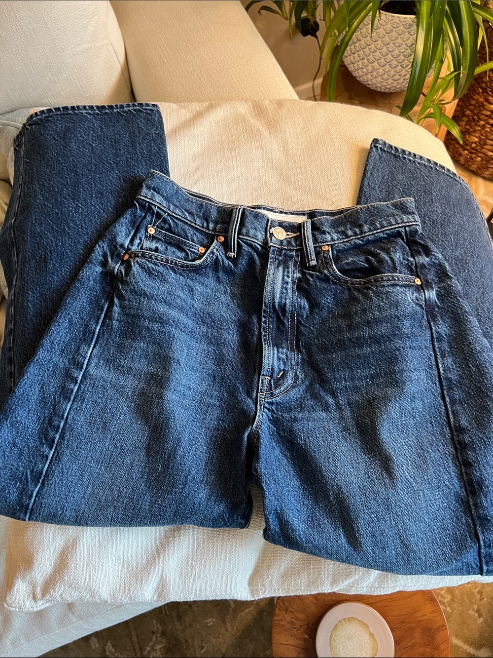 MOTHER Denim Lil Mother Half Pipe Ankle Jeans in Did You Bring Me Anything - 25 - Picture 9 of 16